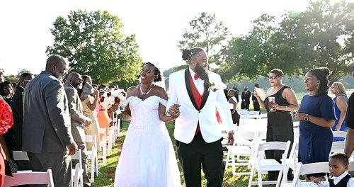 carousel-hero-element image-0