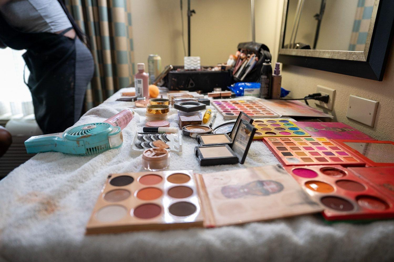 carousel-hero-element image-2